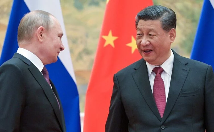 FT: Путин не обсуждал c Си нападение России на Украину - изображение 1