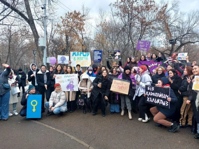 «Біз қарапайым халықпыз»: Алматыда 130-ға жуық адам митингке шықты - изображение 1
