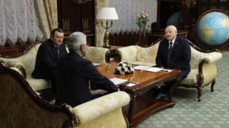 Лукашенко о войне в Украине: Никому отсидеться не удастся - изображение 1