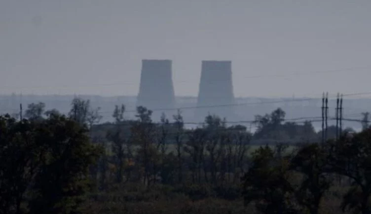 Запорожская АЭС полностью обесточена из-за ракетных ударов - изображение 1