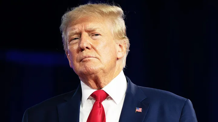 Трамп возглавил опросы республиканцев о выдвижении кандидатов в президенты США - изображение 1