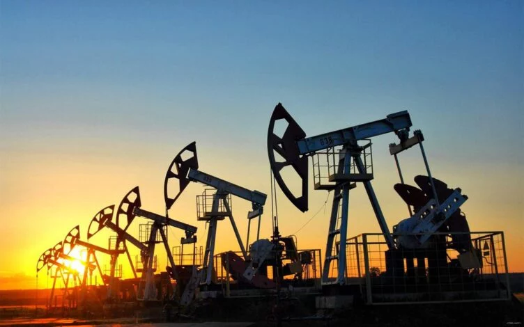 В России решили засекретить данные о добыче нефти, газа и конденсата - изображение 1