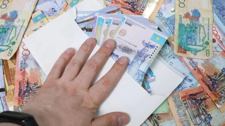 Талдықорғанда ақша жымқырған білім бөлімінің басшысы ұсталды - изображение 1