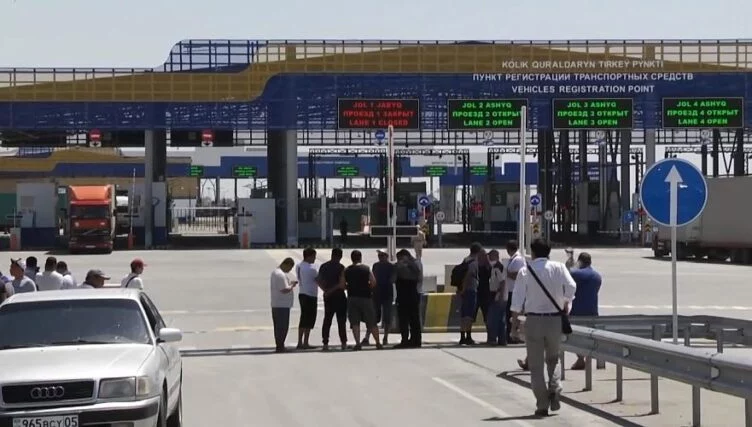 Оплату за ускоренное прохождение через госграницу введут в Казахстане - изображение 1