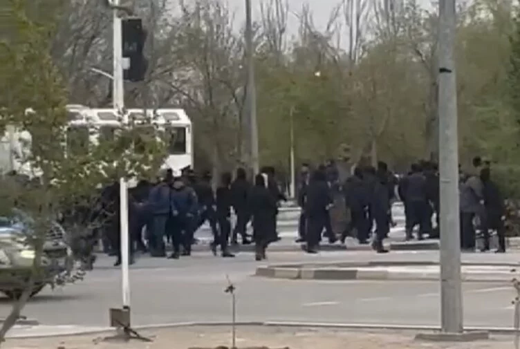 В Жанаозене начались жесткие задержания - изображение 1