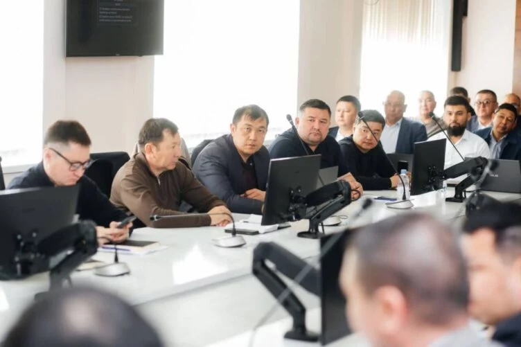Жаңаөзендік жұмысшылардың наразылығына қатысты арнайы жұмыс тобы кездесу өткізді - изображение 1