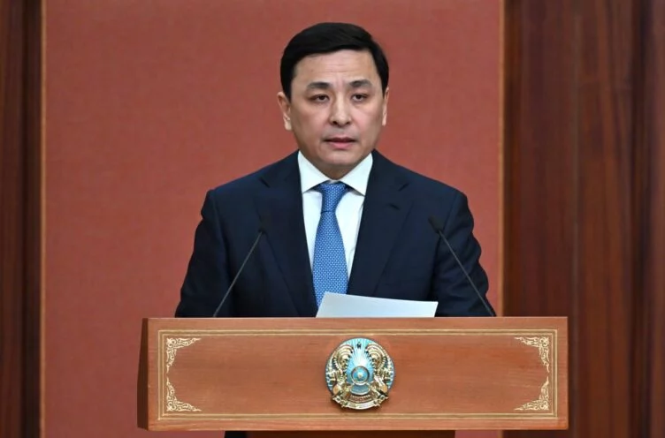 Изображение 1 для Кульгинов: договоры с нефтегазодобывающими предприятиями нужно увеличить до трех лет