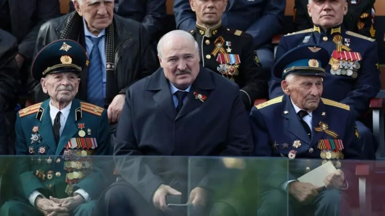 Лукашенко пропал из публичного поля - изображение 1