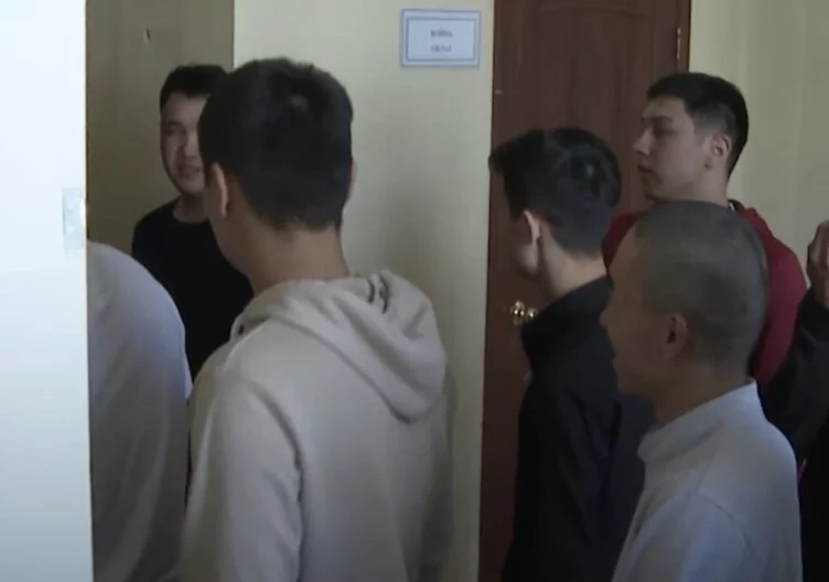 В Казахстане призывников отлавливают на улицах - изображение 1