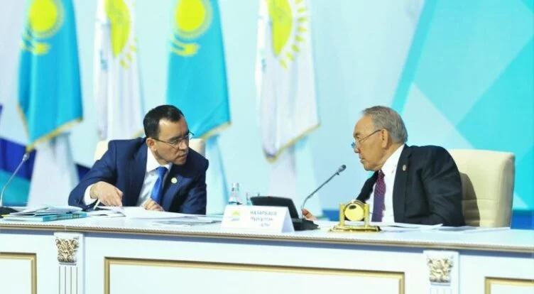 Назарбаев кеңсесінің қызметкерлер саны азайды – Әшімбаев - изображение 1