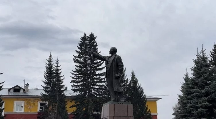 Полтора млн тенге потратят на ремонт памятника Ленину в Казахстане - изображение 1