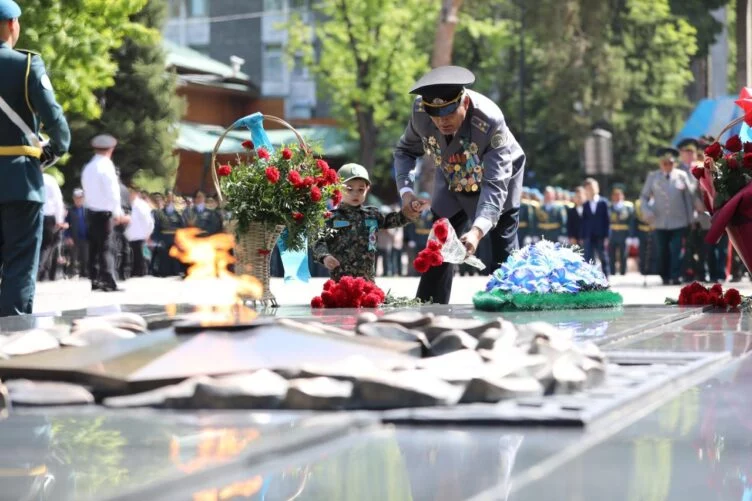 В Алматы прошел праздничный концерт, посвященный Дню защитника Отечества - изображение 1