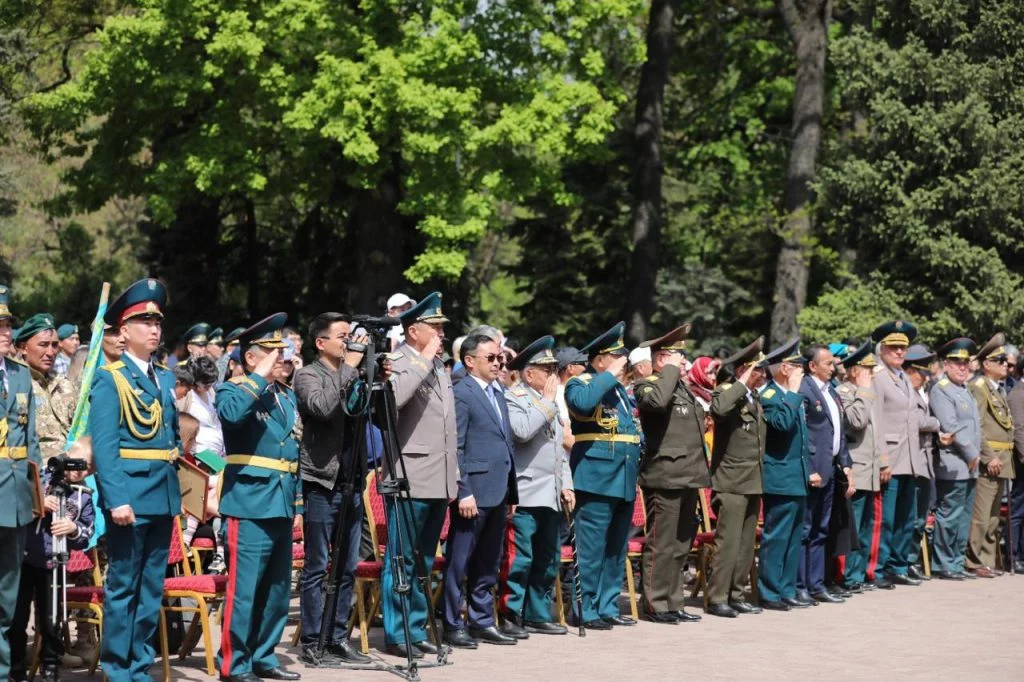 Изображение 3 для В Алматы прошел праздничный концерт, посвященный Дню защитника Отечества