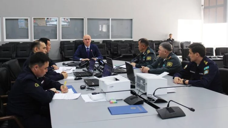 Угрозы населенным пунктам нет — правительство о пожаре в области Абай - изображение 1