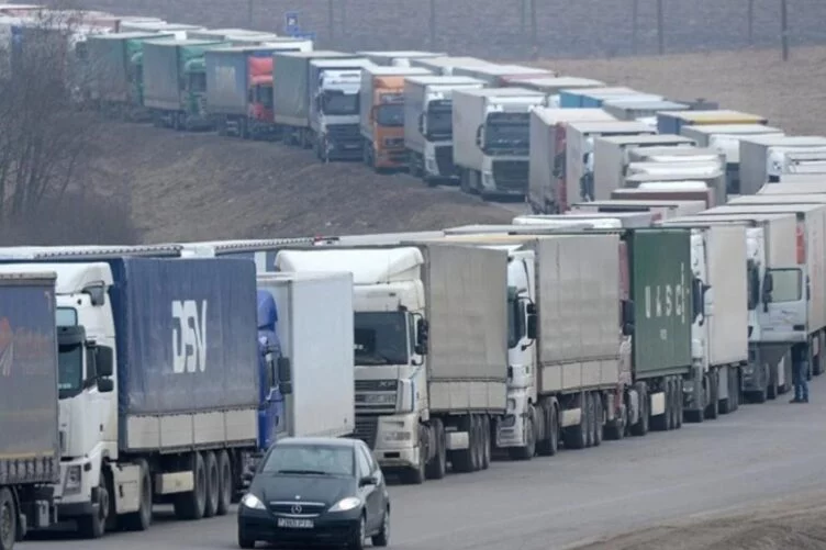 Грузоперевозчики РФ с товарами «параллельного импорта» начали объезжать Казахстан - изображение 1