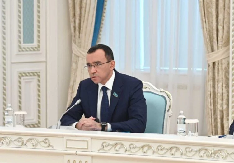 Председатель сената: Нужно думать не о следующих президентских выборах - изображение 1