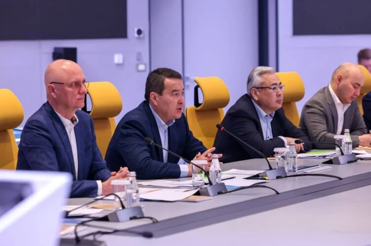 Премьер-министр сделал замечание министру нацэкономики - изображение 1