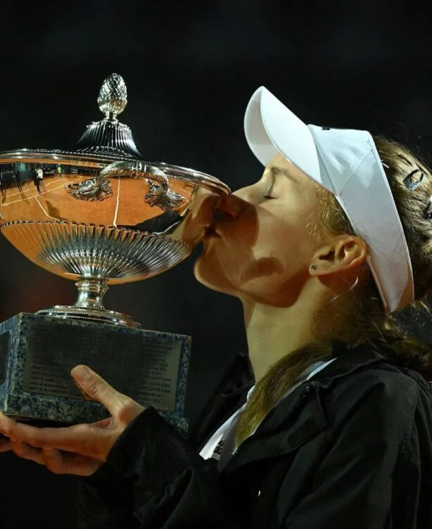 Елена Рыбакина получила новую награду - изображение 1