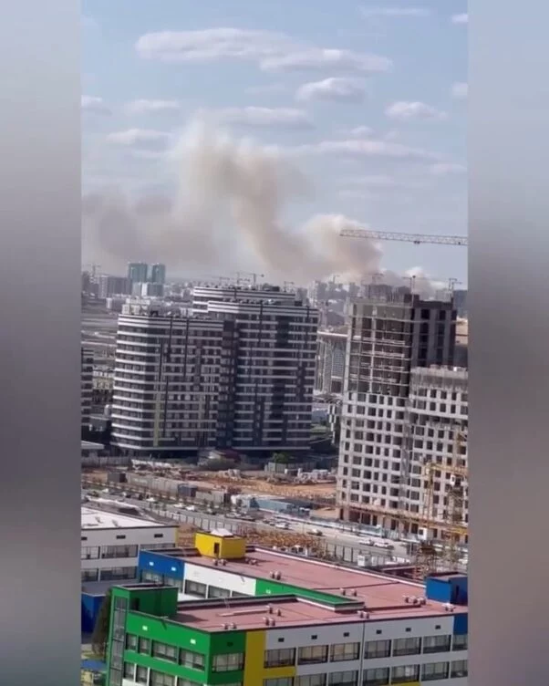 Изображение 1 для На окраине Астаны горят сухостой и кустарники