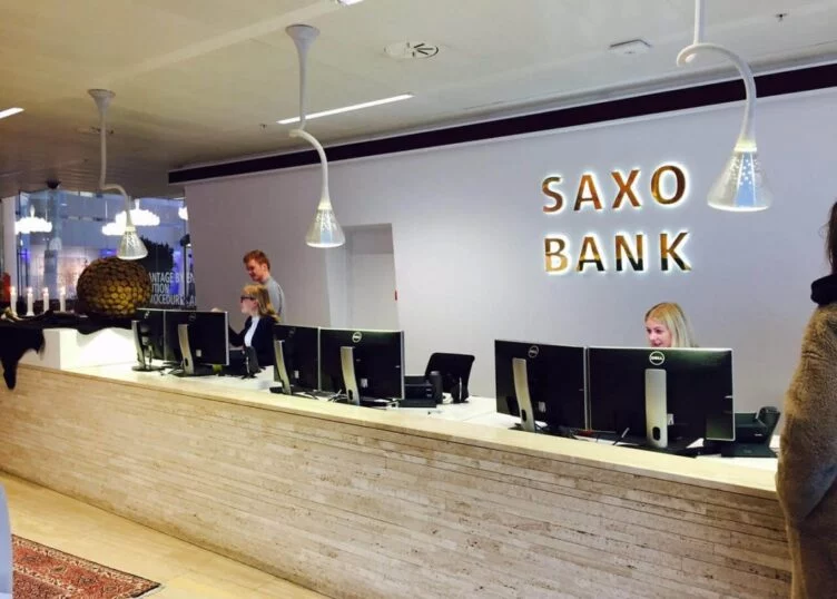 Saxo Bank прекратит обслуживать клиентов из Казахстана - изображение 1