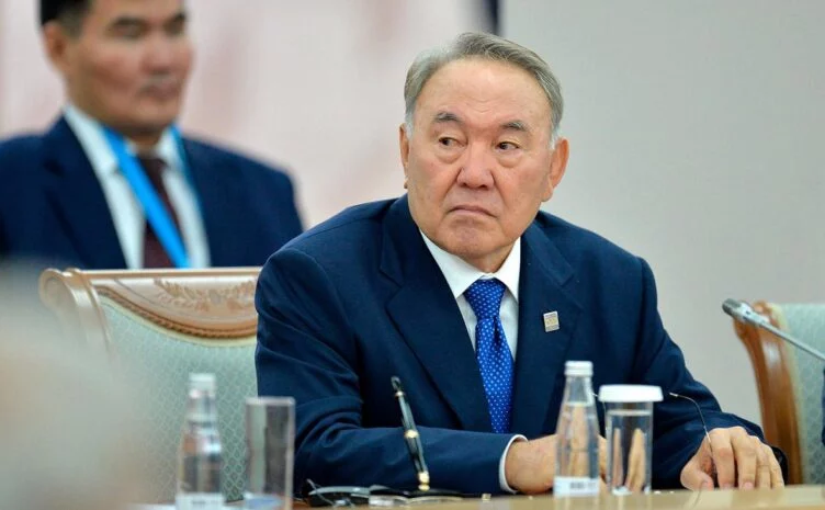 Сенат Назарбаевты бірнеше өкілеттігінен айырды - изображение 1