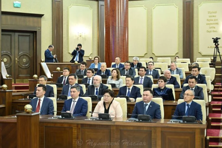 Парламент депутаттары демалысқа кетті - изображение 1