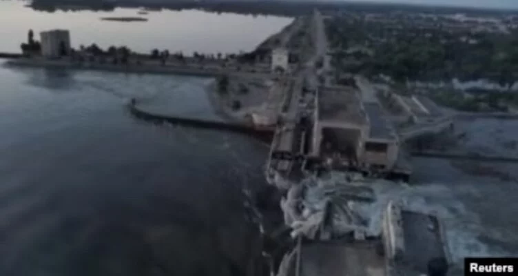 В Белом доме намерены выяснить причину разрушения ГЭС - изображение 1