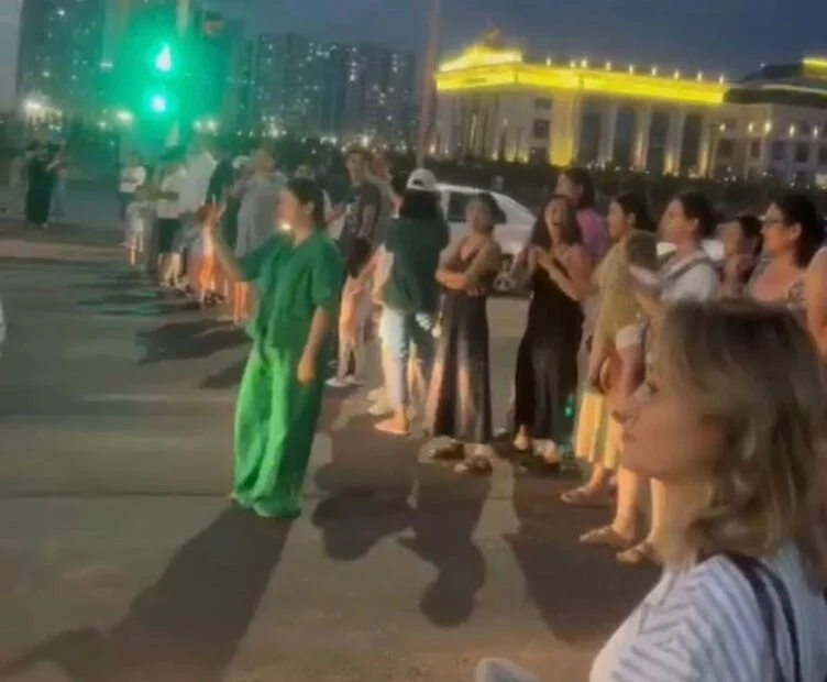 Астанчане вышли на митинг из-за отсутствия воды - изображение 1