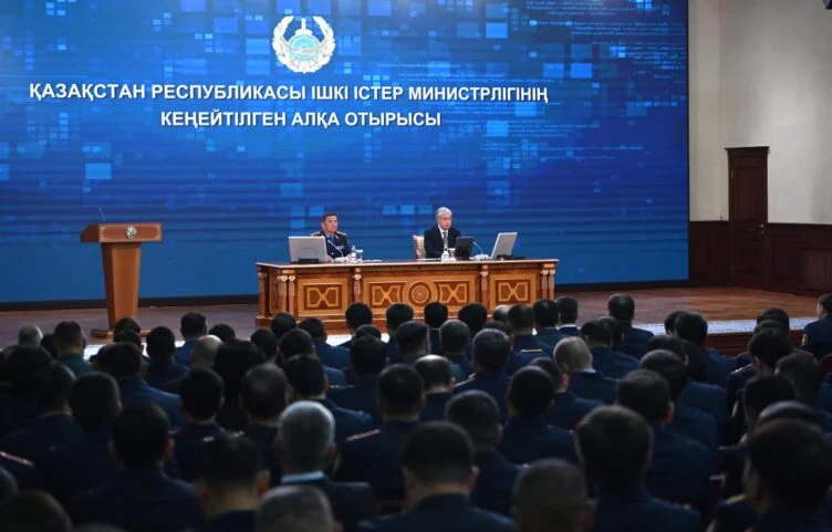 Токаев к полиции: «Люди не видят конкретных результатов и положительных изменений» - изображение 1