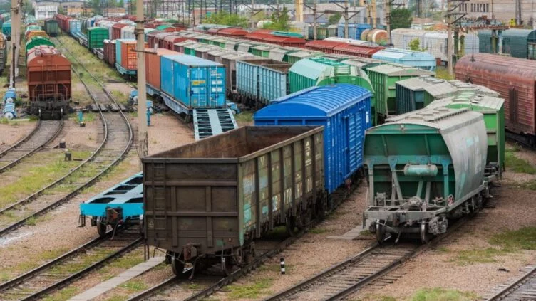 В Жамбылской области вагоны грузового поезда сошли с рельсов - изображение 1