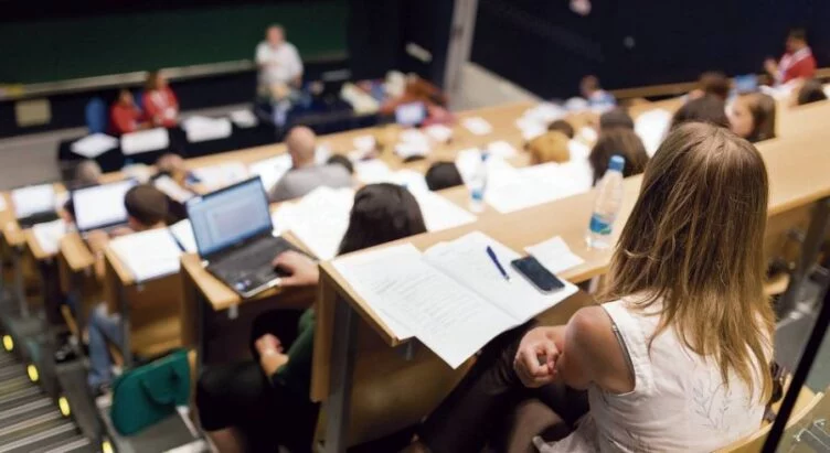 ЖОО оқытушылары мен әлеуметтік қызметкерлердің жалақысы өседі - изображение 1