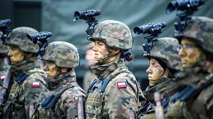 Польша Беларусь шекарасына 10 мың әскер жібереді - изображение 1