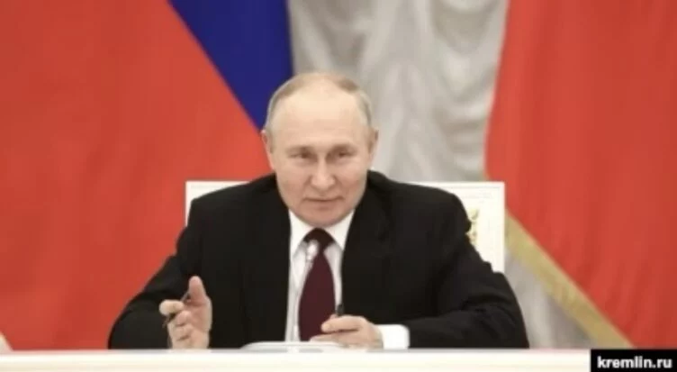 В июле Путин подписал рекордное число секретных указов - изображение 1
