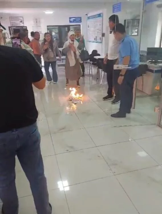 В прокуратуре Шымкента совершили попытку самосожжения - изображение 1