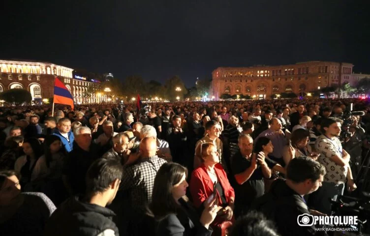 Оппозиция Армении объявила об акциях неповиновения - изображение 1