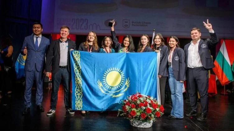Тоқаев шахматтан Қазақстанның әйелдер құрамасын құттықтады - изображение 1