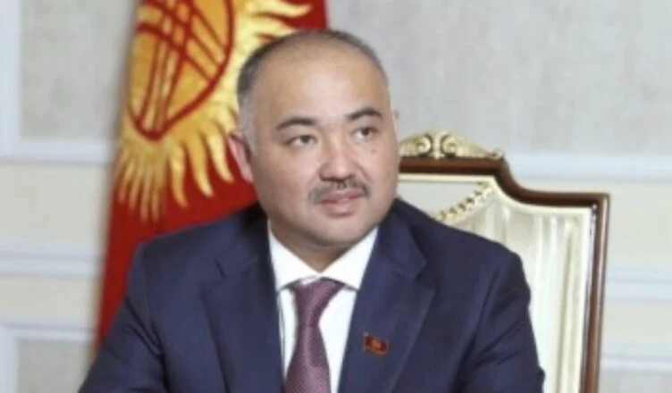 Матчество вместо отчества: спикер парламента Кыргызстана выступил против нововведения - изображение 1