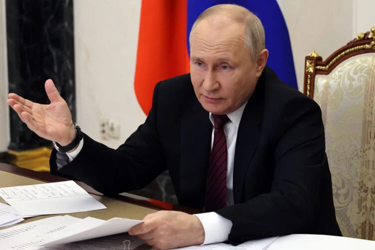Путин заявил, что Запад спровоцировал конфликт на Украине, чтобы сдержать развитие РФ - изображение 1
