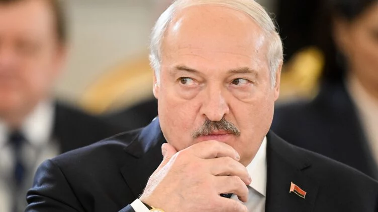 Европарламент призвал МУС выдать ордер на арест Лукашенко - изображение 1