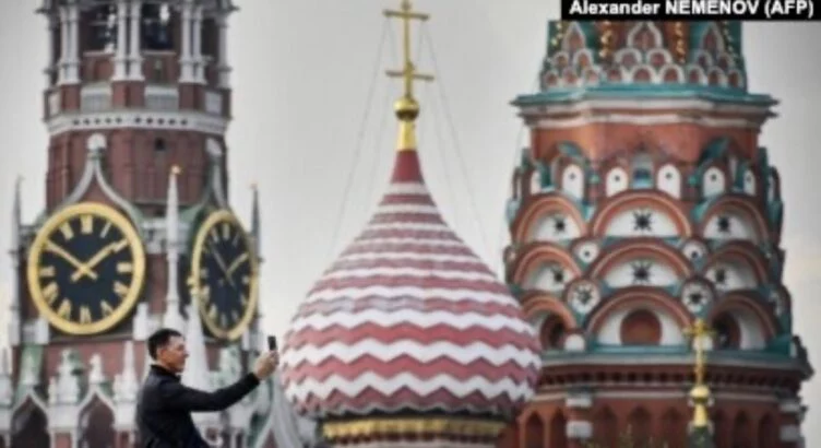 В Украине официально разрешили писать «Россия» и «Москва» с маленьких букв - изображение 1