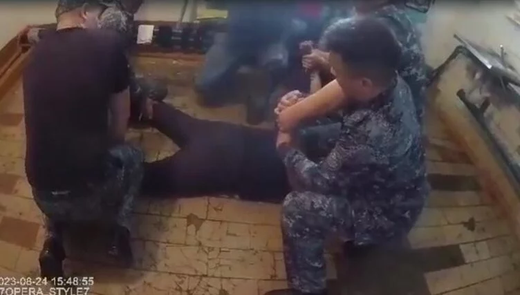 Изображение 1 для 11 сотрудников колонии Акмолинской области представлены к увольнению после пыток в отношении осужденного активиста Данебаева