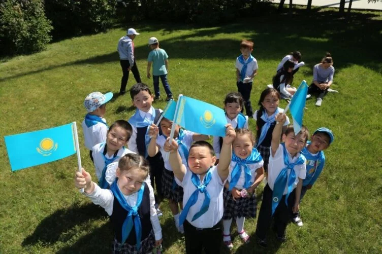 Изображение 1 для Парламент принял законопроект «Нацфонд – детям»