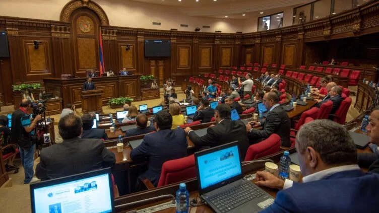 Парламент Армении ратифицировал Римский статут Международного уголовного суда - изображение 1
