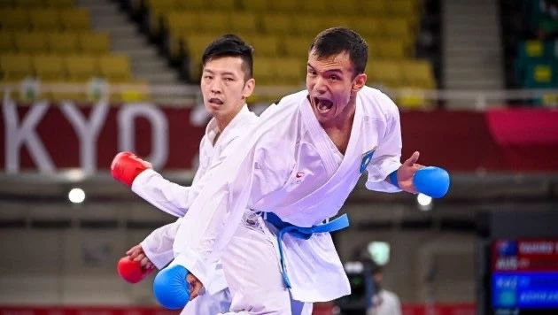 Нұрқанат Әжіқанов каратэден Азия чемпионы атанды - изображение 1