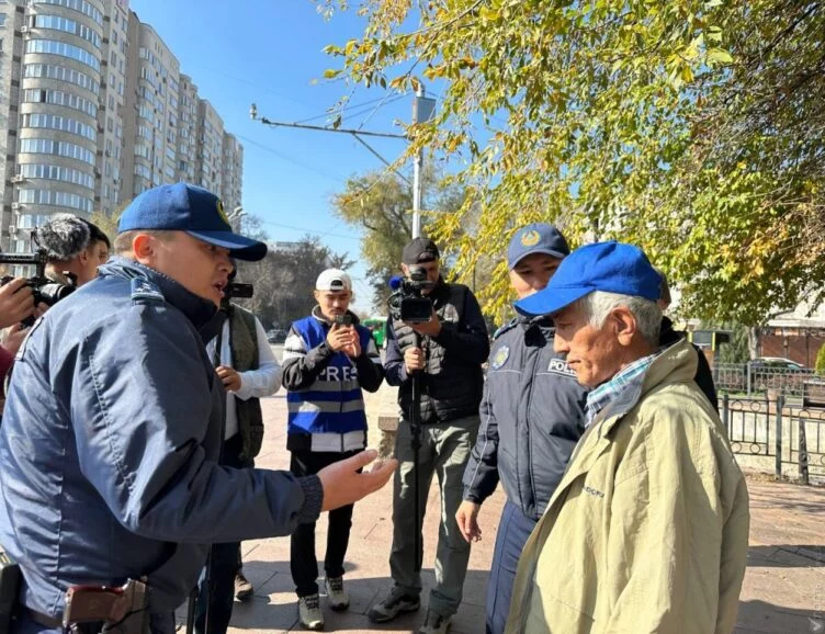 Несколько человек задержаны в местах объявленной акции протеста оппозиции - изображение 1