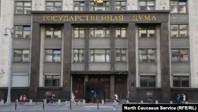 В России приняли поправки к закону о выборах в случае военного положения - изображение 1
