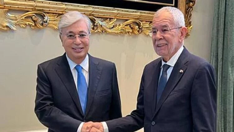 Токаев поздравил президента Австрии с Днем Республики - изображение 1