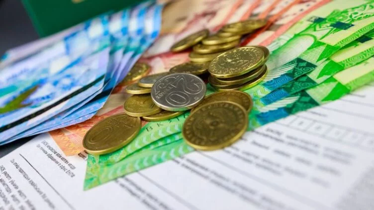 Депутат ең төменгі жалақы мөлшерін 200 мың теңгеге арттыруды ұсынды - изображение 1