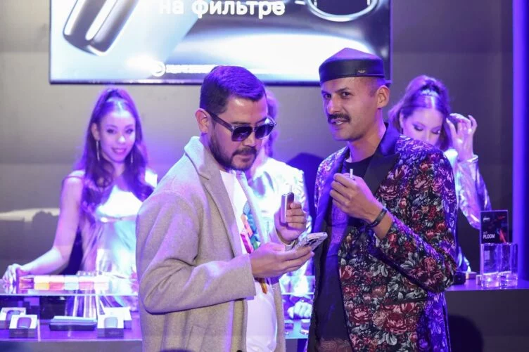 В Алматы компания  JTI презентовала  инновационный девайс - изображение 1