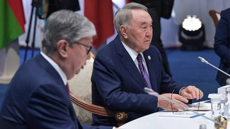 Тоқаев Болат Назарбаевты жерлеу рәсіміне қатыса ма? - изображение 1
